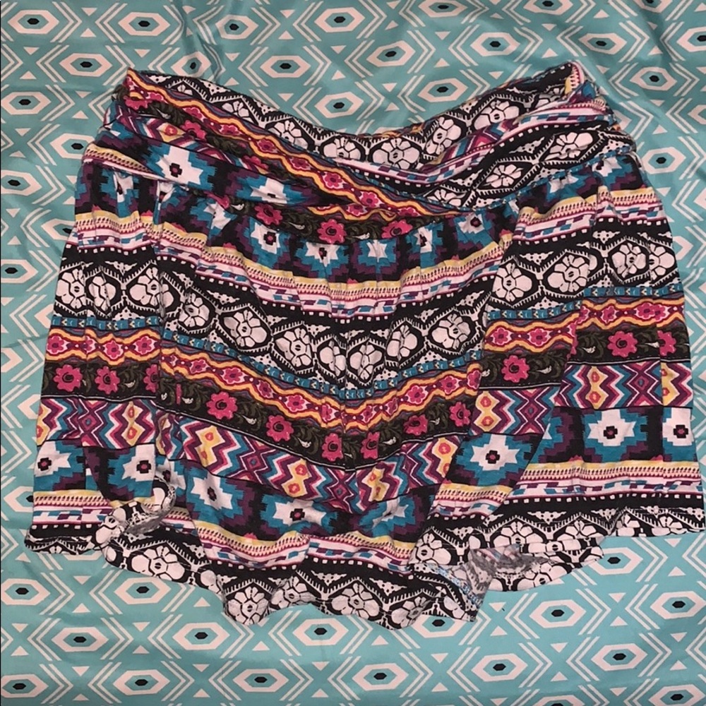 Colorful designed skirt